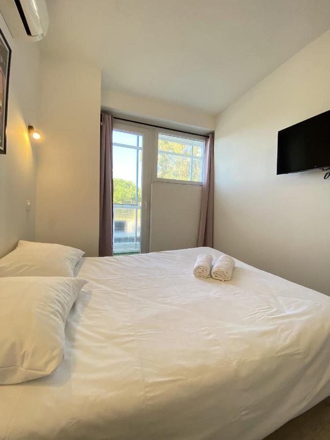 La Cle -Climatisation - Parking Prive - Ideale - Professionnels - Familles - Amis Hyeres Exterior photo
